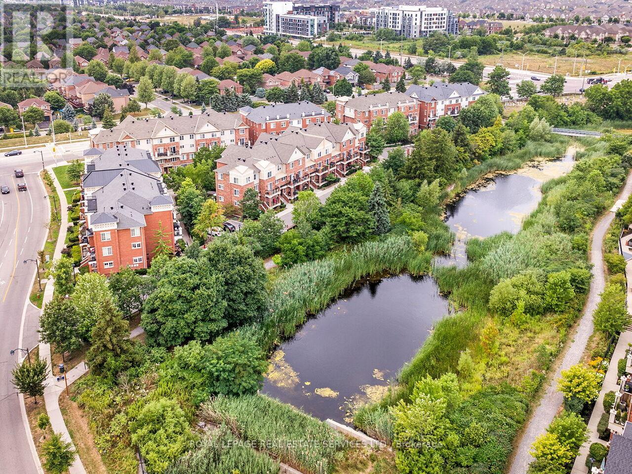 Unit 12 - 19 Hays Boulevard, Oakville, Ontario  L6H 0H8 - Photo 24 - W12779516