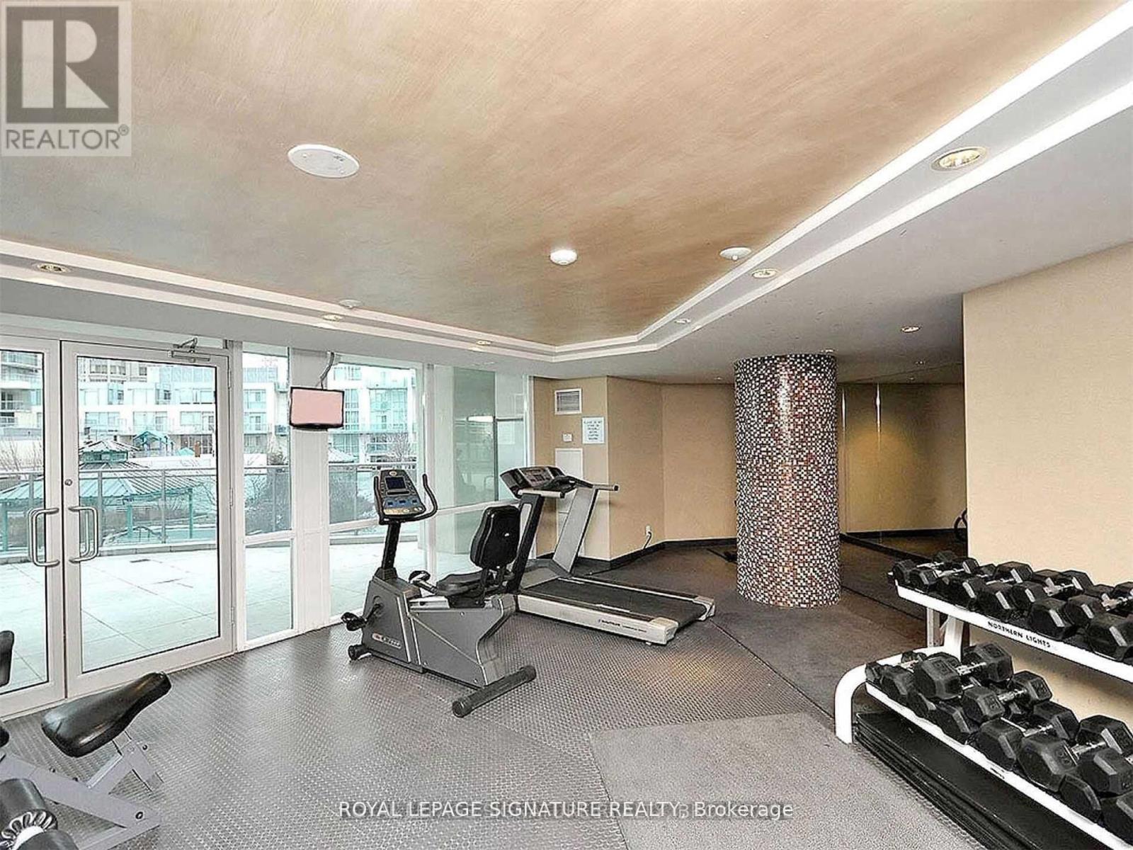 1002 - 220 Burnhamthorpe Road, Mississauga, Ontario  L5B 4N4 - Photo 21 - W12779526