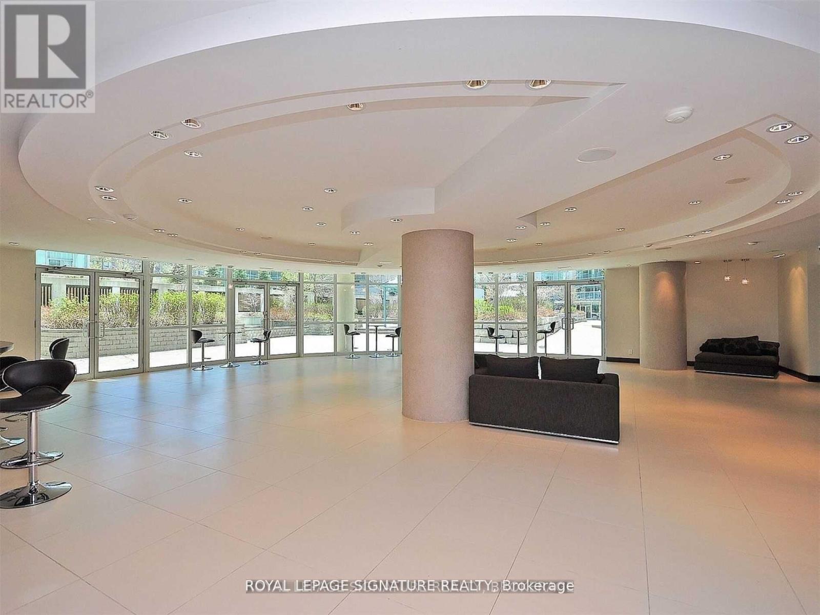 1002 - 220 Burnhamthorpe Road, Mississauga, Ontario  L5B 4N4 - Photo 23 - W12779526