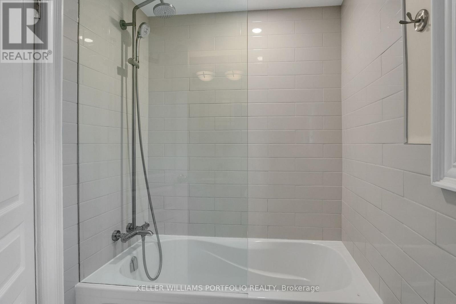 50 Wilmar Road, Toronto, Ontario  M9B 3S1 - Photo 24 - W12779536