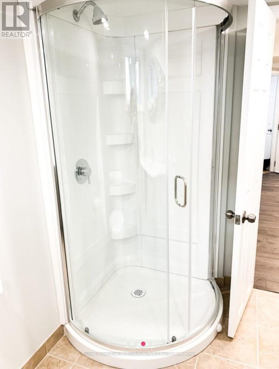 Unit B - 36 Dayton Avenue, Toronto, Ontario  M8Z 3L7 - Photo 10 - W12779580