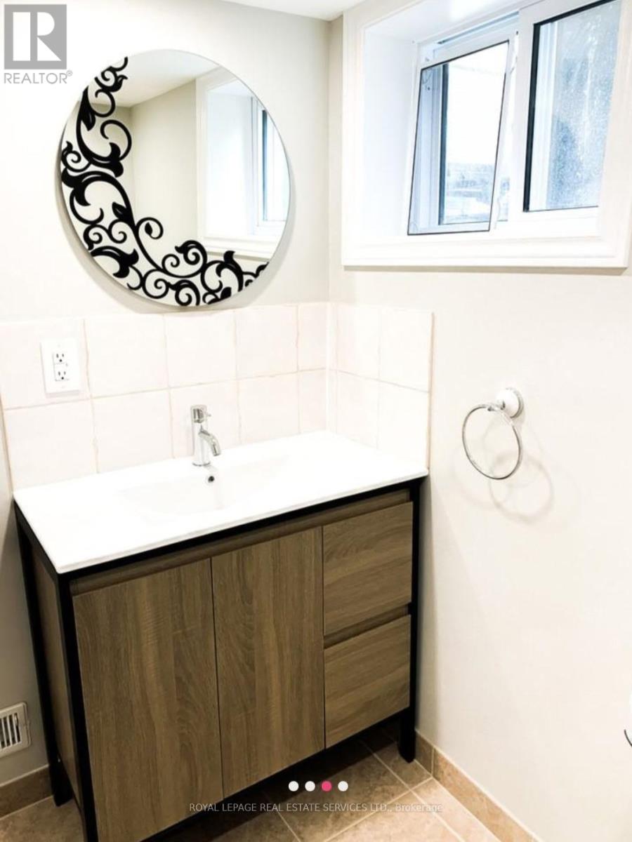 Unit B - 36 Dayton Avenue, Toronto, Ontario  M8Z 3L7 - Photo 8 - W12779580