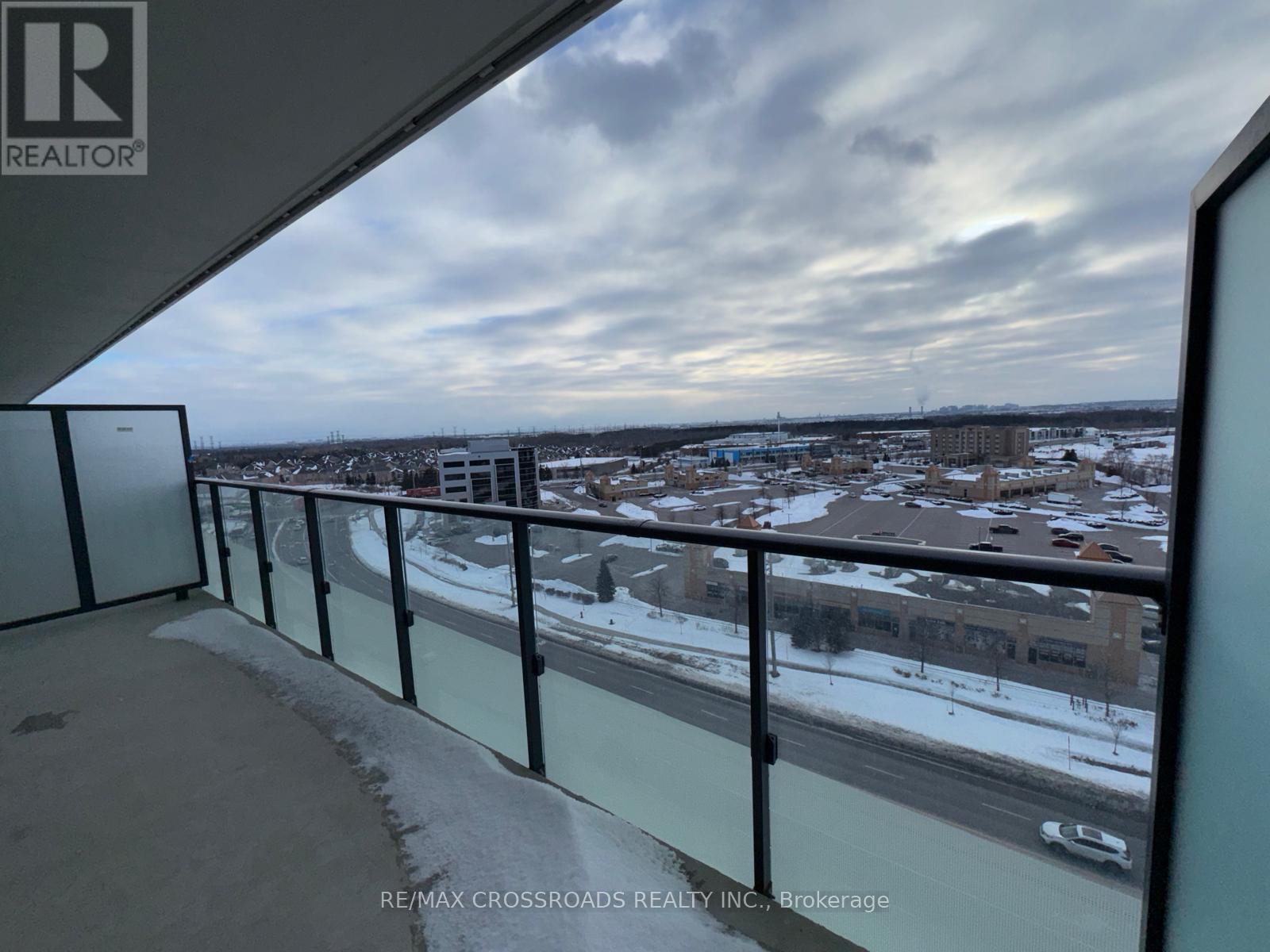 815 - 15 Skyridge Drive, Brampton, Ontario  L6P 4S3 - Photo 4 - W12779586