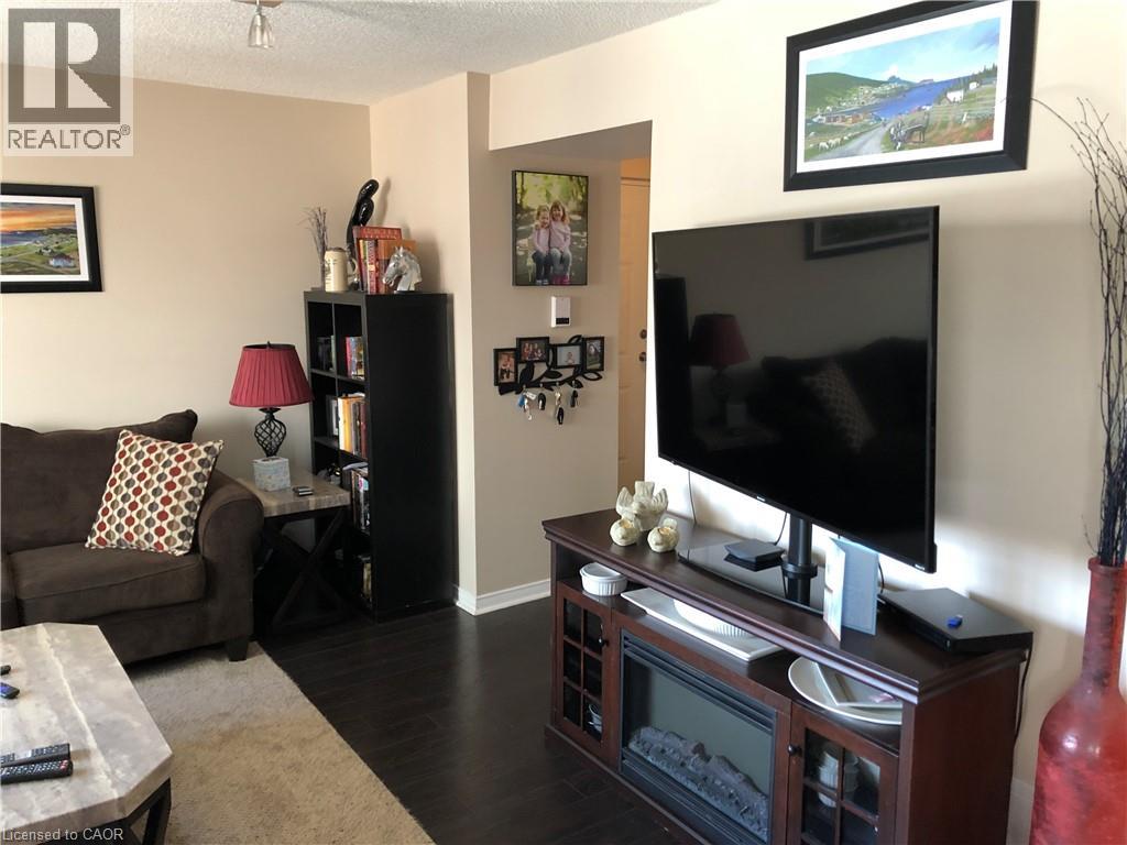 950 Highland Road Unit# 13, Kitchener, Ontario  N2N 0A5 - Photo 5 - 40804203