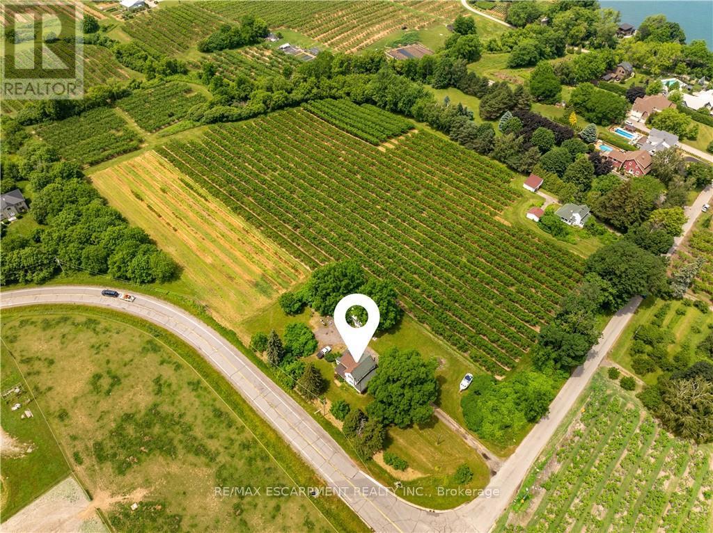 4864 Mountainview Road N, Lincoln, Ontario  L3J 1W2 - Photo 2 - X12779352