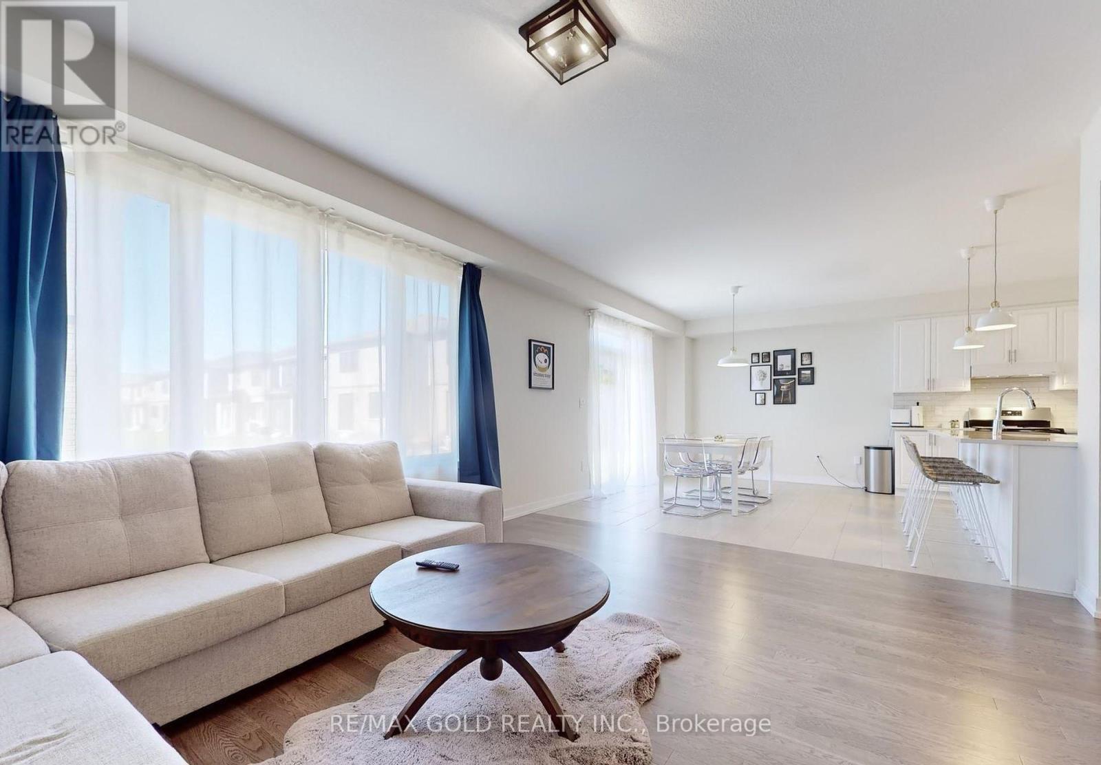 71 Lavender Road, Thorold, Ontario  L3B 0K9 - Photo 2 - X12779492