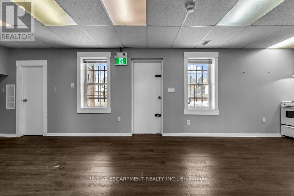 91 Pelham Road, St. Catharines, Ontario  L2S 1S5 - Photo 11 - X12779552