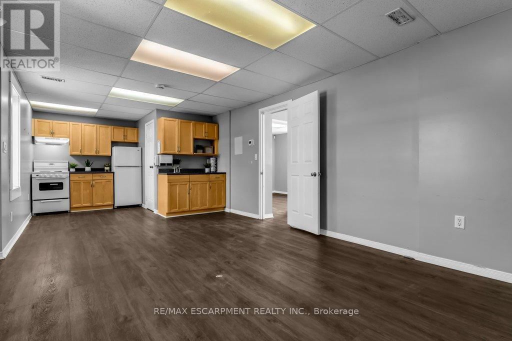 91 Pelham Road, St. Catharines, Ontario  L2S 1S5 - Photo 14 - X12779552