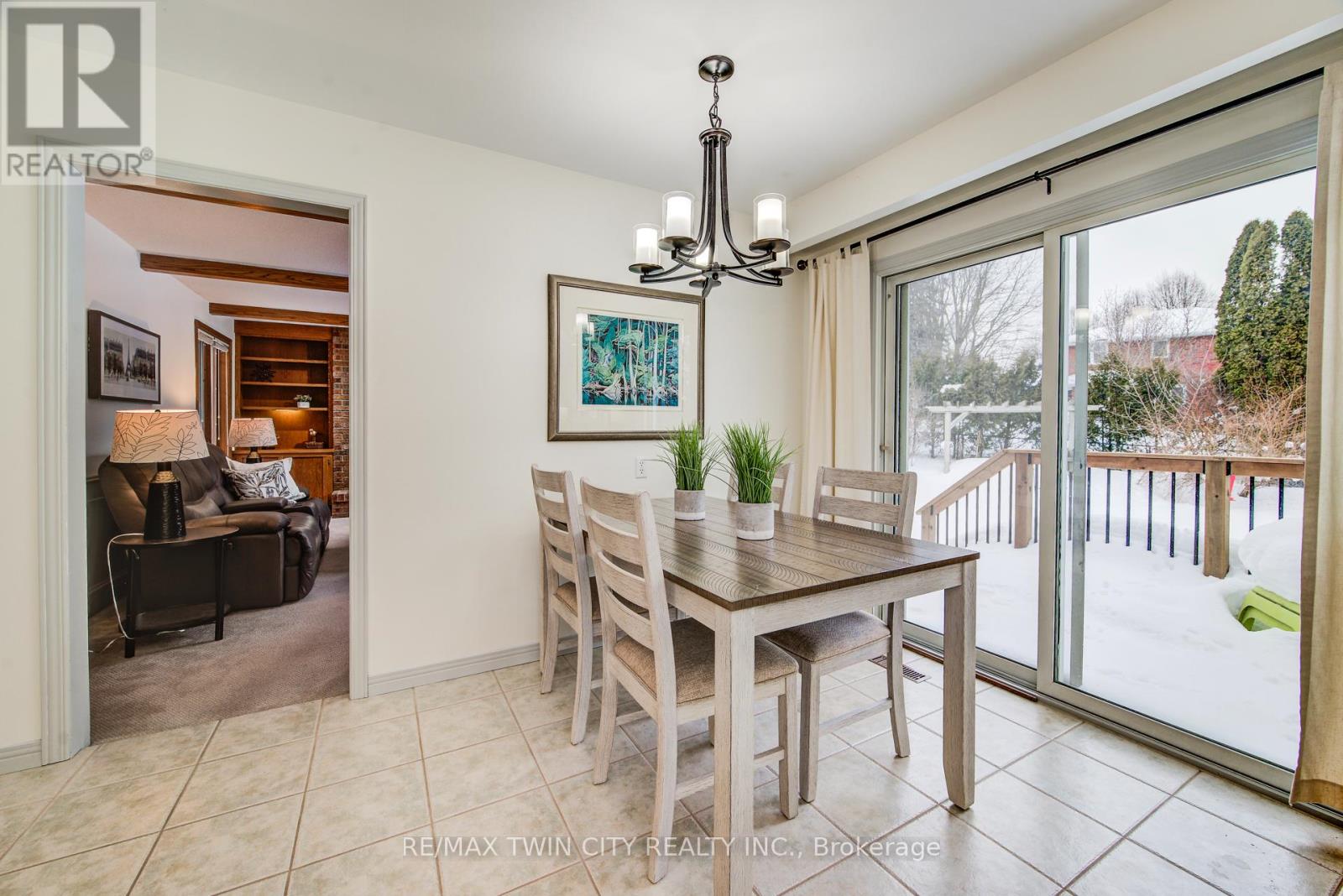 454 Kingsford Place, Waterloo, Ontario  N2T 1K9 - Photo 17 - X12779588