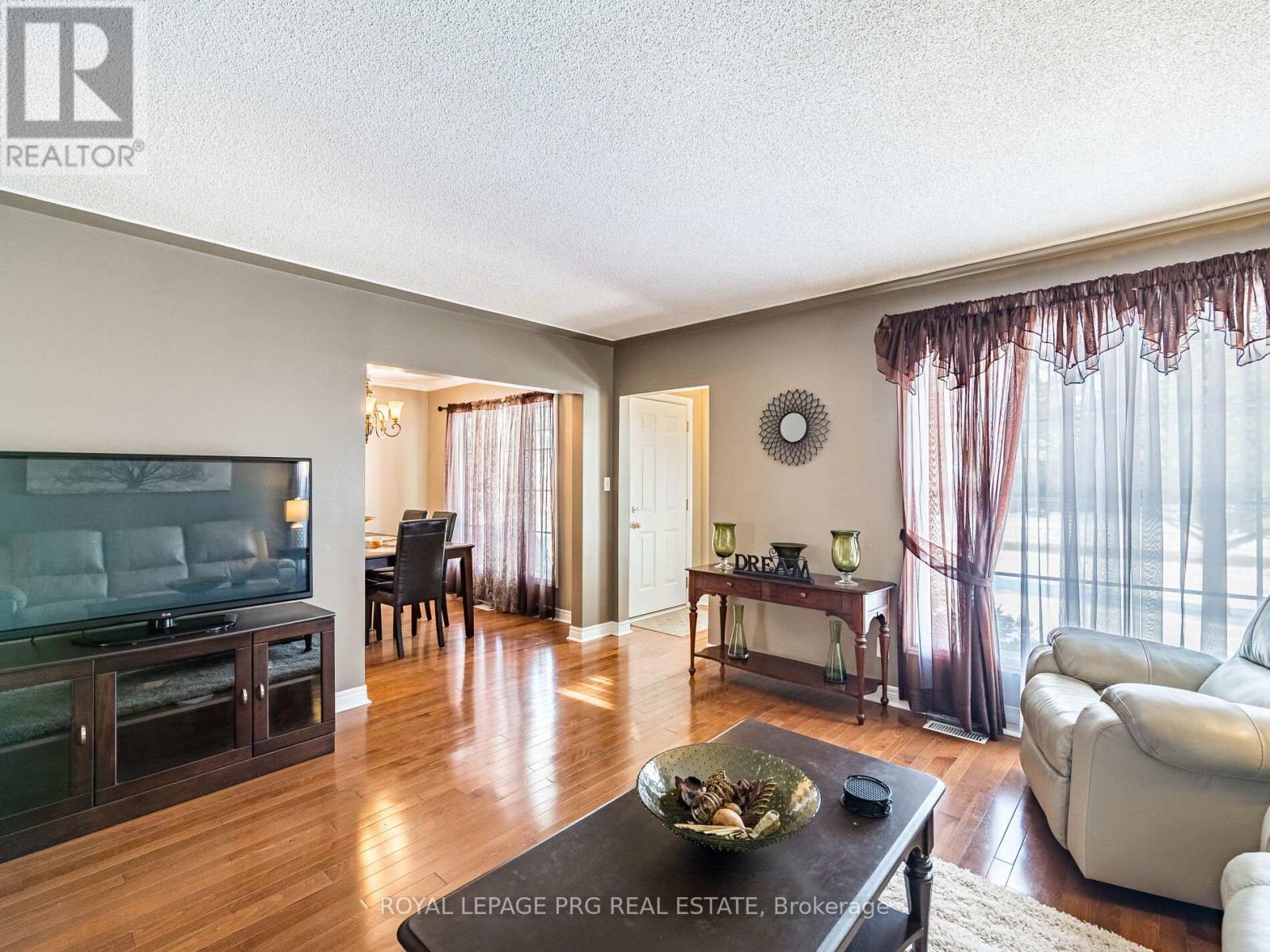 306 Helena Street, Haldimand, Ontario  N1A 2S8 - Photo 10 - X12779596