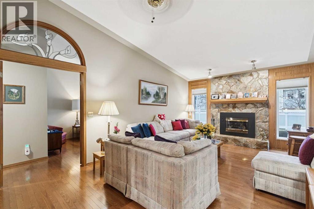 1025 Shawnee Road Sw, Calgary, Alberta  T2Y 1W7 - Photo 6 - A2284518