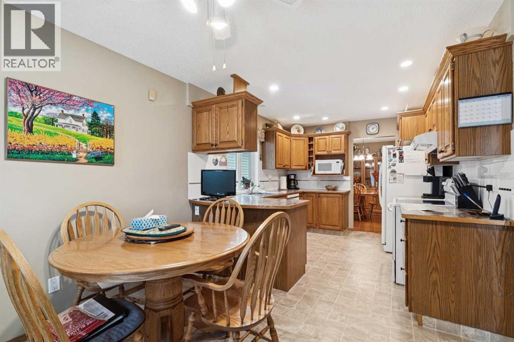 1025 Shawnee Road Sw, Calgary, Alberta  T2Y 1W7 - Photo 13 - A2284518