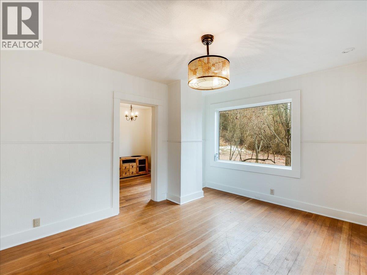 16 View Street, Nelson, British Columbia  V1L 2V2 - Photo 10 - 10371623