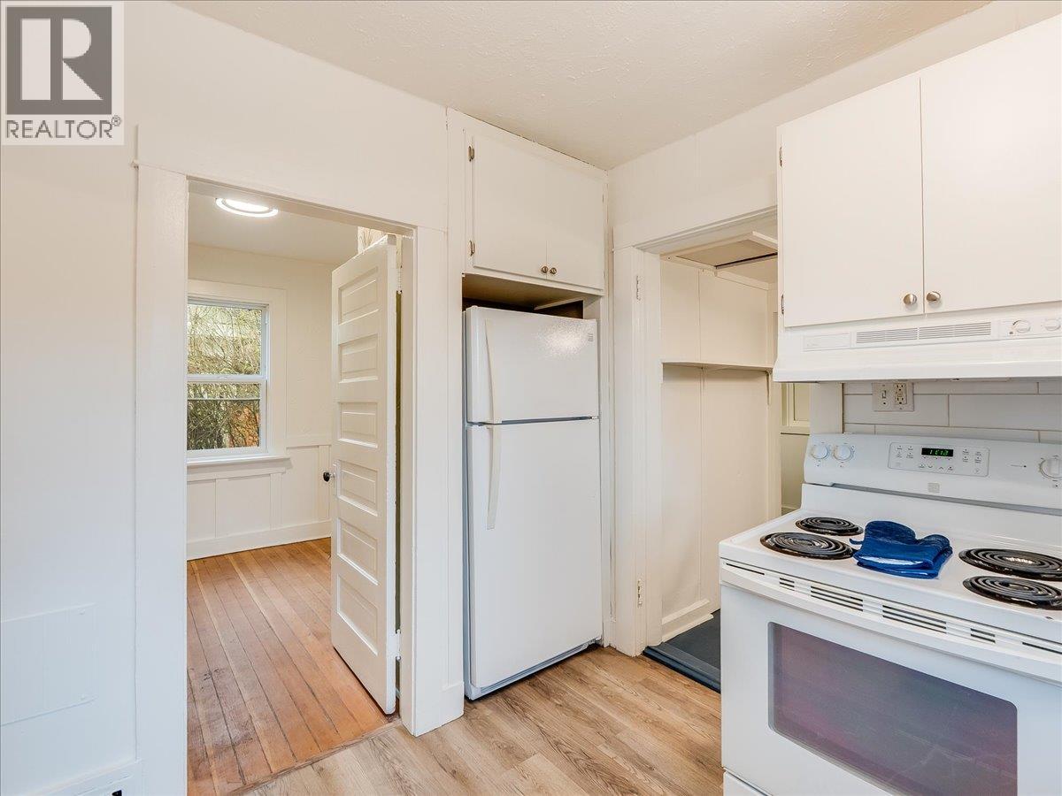 16 View Street, Nelson, British Columbia  V1L 2V2 - Photo 6 - 10371623