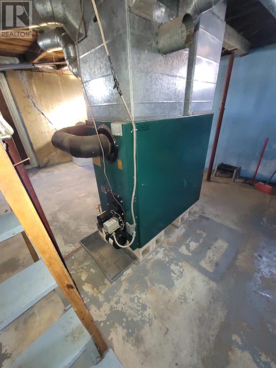 21 Sydney Street, Glace Bay, Nova Scotia  B1A 5J6 - Photo 17 - 202602587