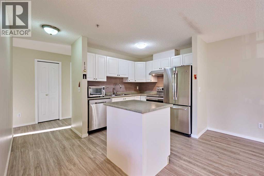 208, 4000 Somervale Court Sw, Calgary, Alberta  T2Y 4J3 - Photo 13 - A2280987