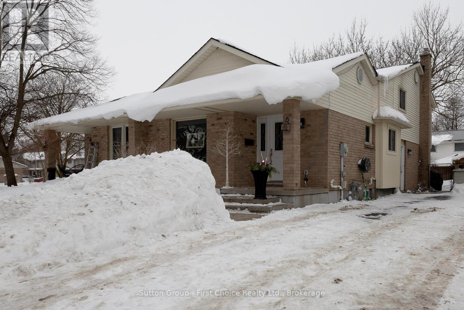 6 POLLEY PLACE, Stratford, Ontario