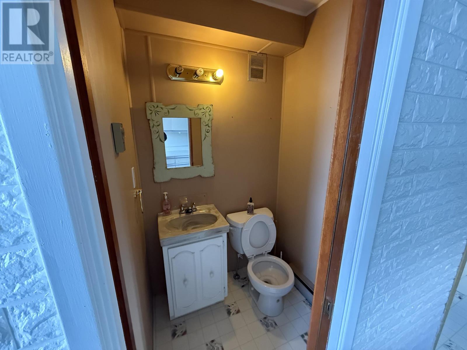 210 Parkdale Rd, Dryden, Ontario  P8N 1S7 - Photo 8 - TB2600164