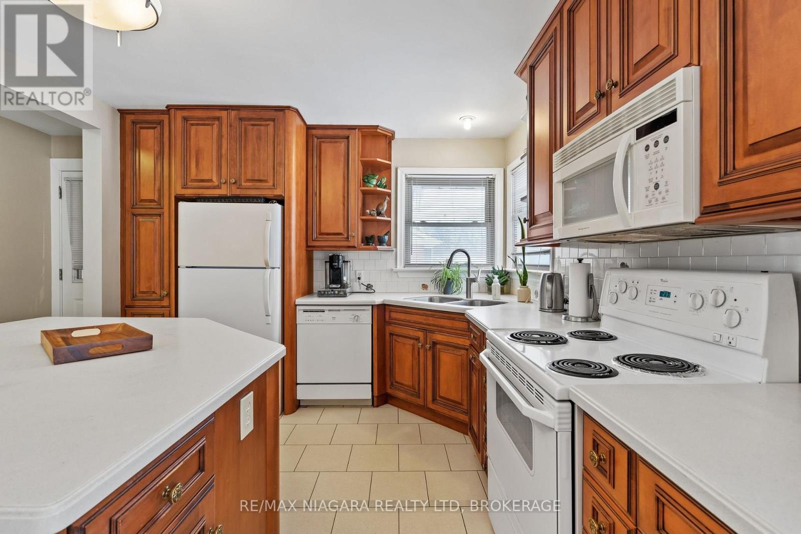 44 Albany Drive, St. Catharines, Ontario  L2N 3T5 - Photo 11 - X12779716