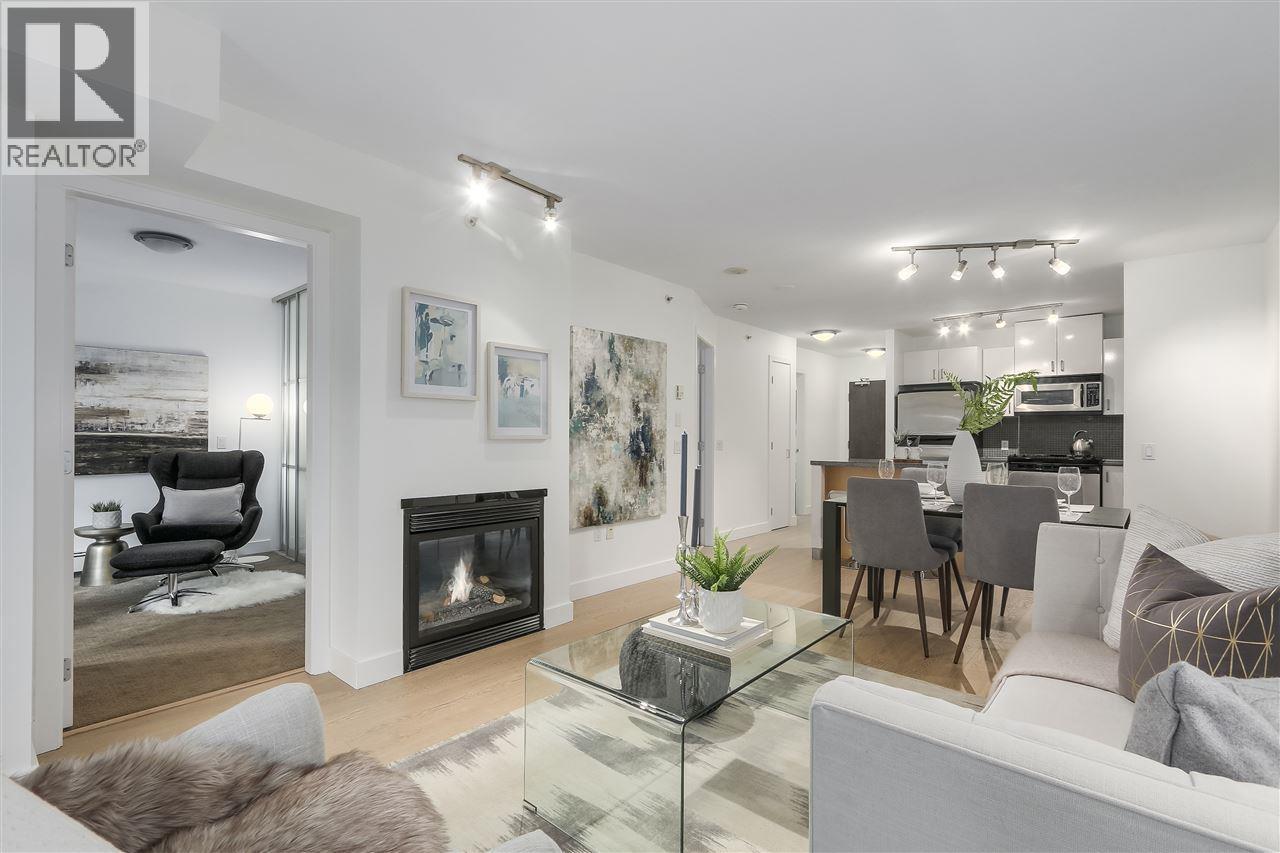 104 175 W 1st Street, North Vancouver, British Columbia  V7M 3N9 - Photo 3 - R3088898