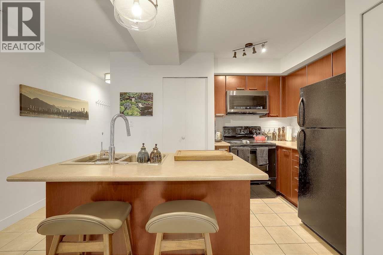 303 2525 Blenheim Street, Vancouver, British Columbia  V6K 4W6 - Photo 13 - R3088781