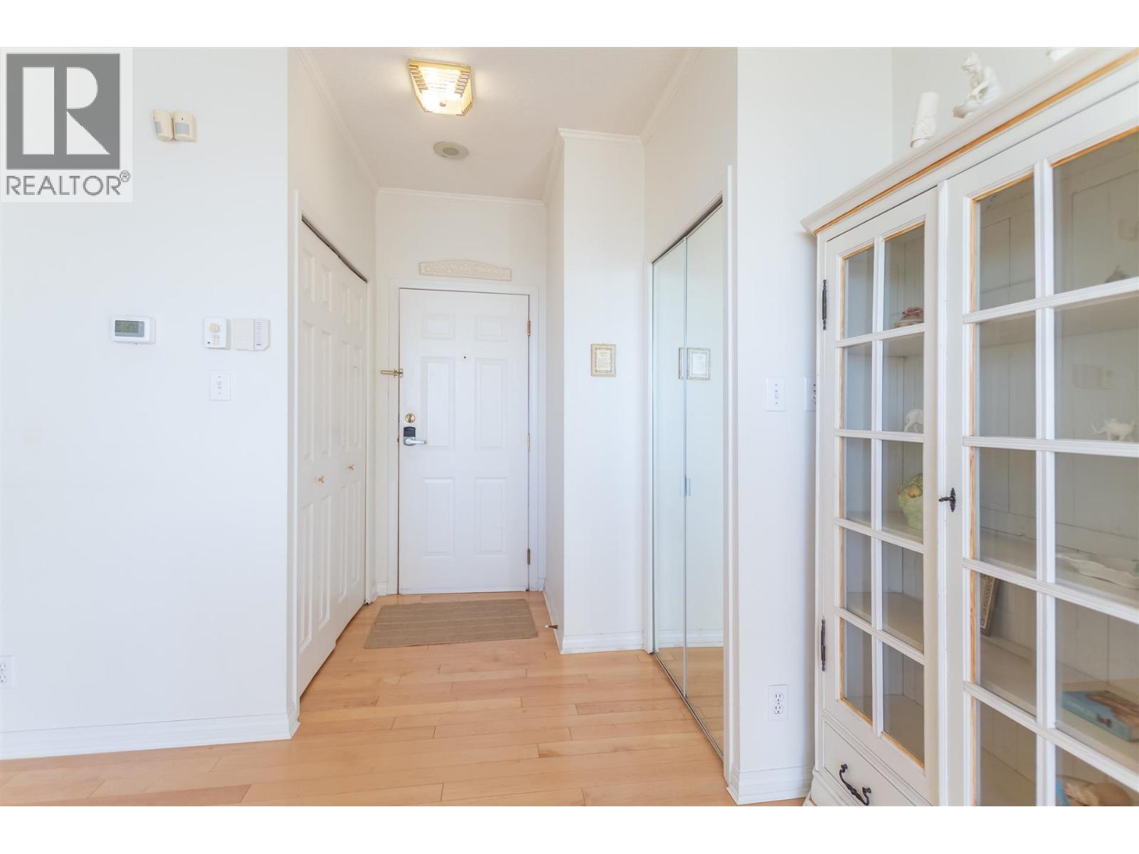 2302 6188 Patterson Avenue, Burnaby, British Columbia  V5H 2N1 - Photo 7 - R3088890