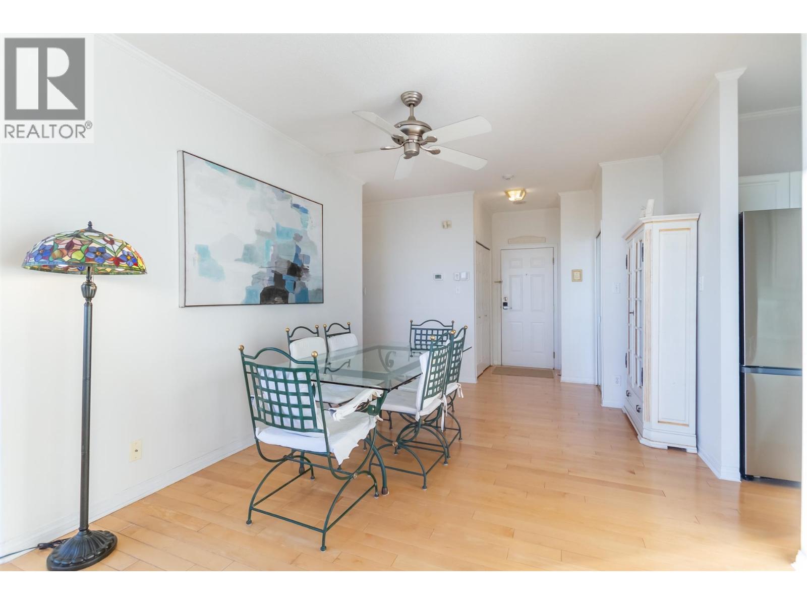 2302 6188 Patterson Avenue, Burnaby, British Columbia  V5H 2N1 - Photo 5 - R3088890