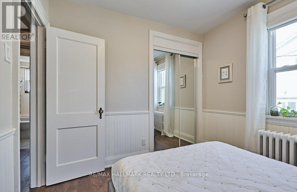 10 Elm Road, Toronto, Ontario  M5M 3T2 - Photo 17 - C12779634