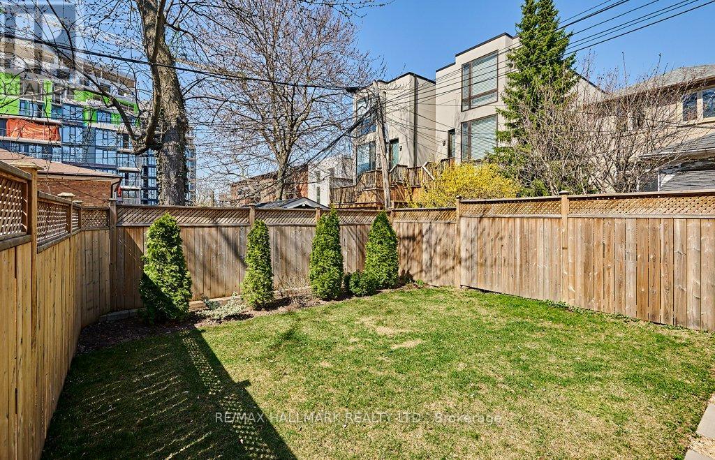 10 Elm Road, Toronto, Ontario  M5M 3T2 - Photo 28 - C12779634