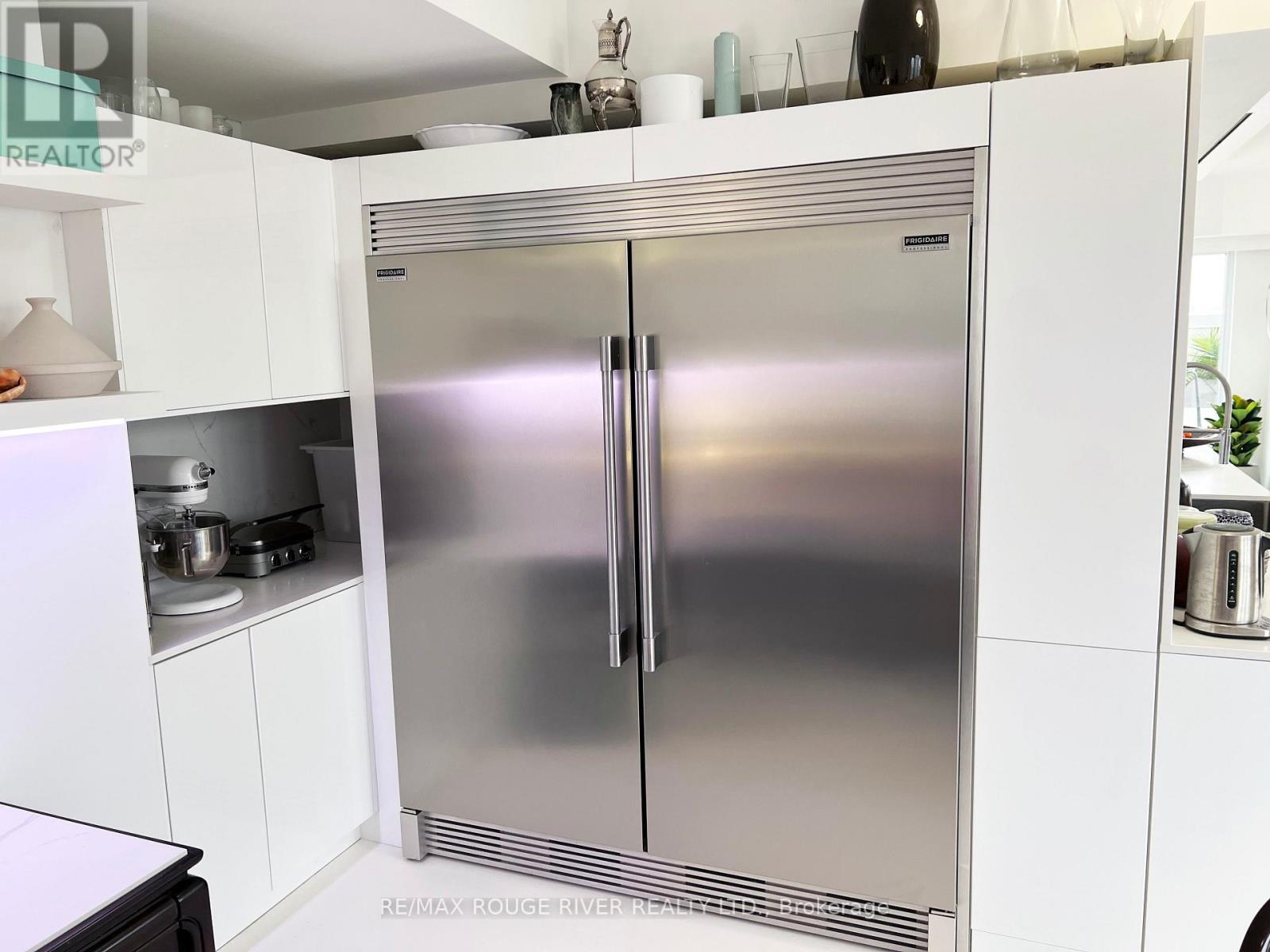 702 - 701 Sheppard Avenue W, Toronto, Ontario  M3H 0B2 - Photo 13 - C12779640