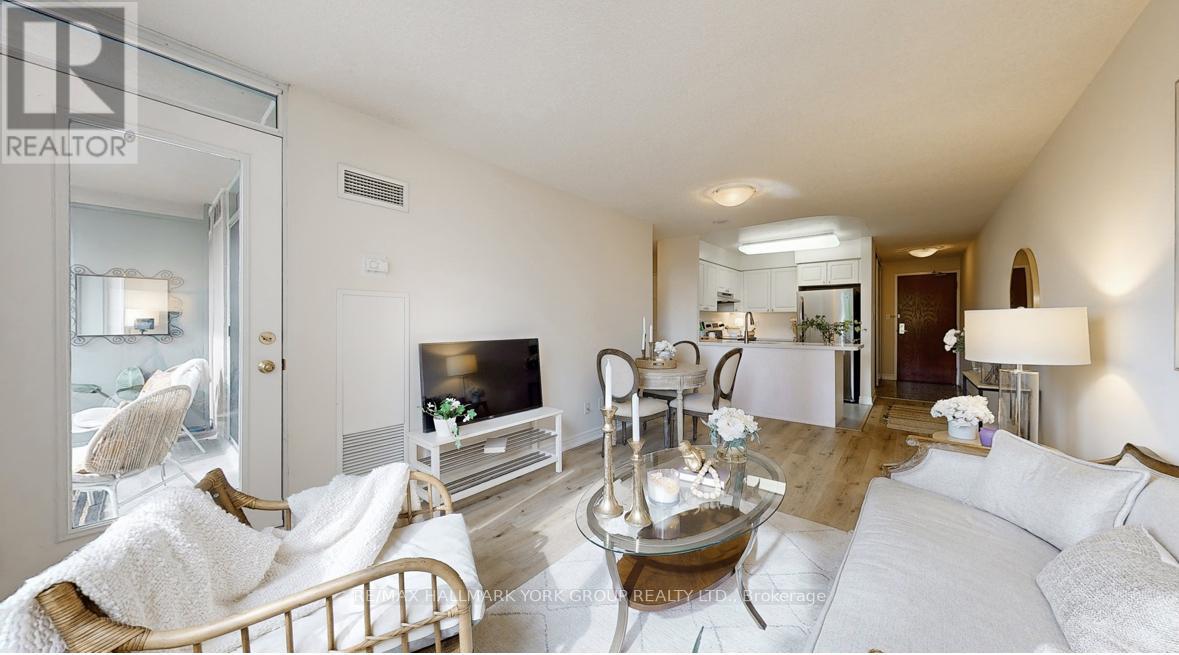 617 - 28 Empress Avenue, Toronto, Ontario  M2N 6Z7 - Photo 3 - C12779648