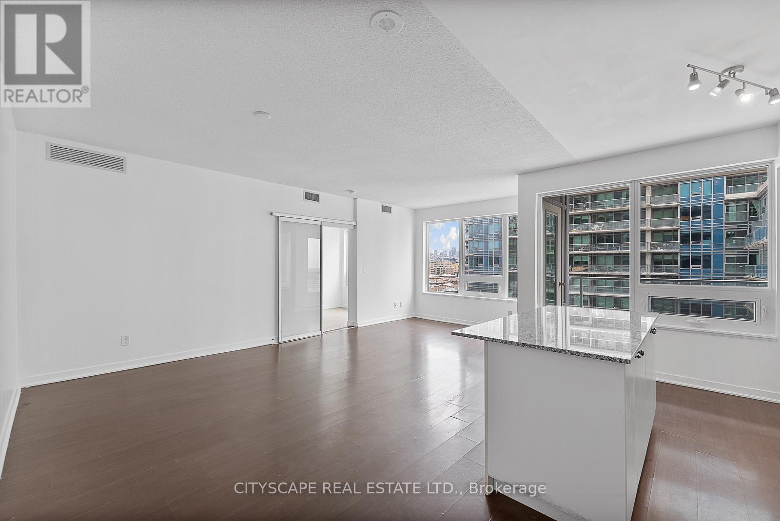 801 - 59 East Liberty Street, Toronto, Ontario  M6K 3R1 - Photo 4 - C12779728