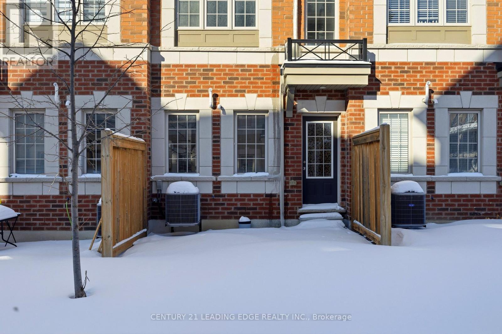 257 - 33 Foal Path, Oshawa, Ontario  L1L 0L2 - Photo 2 - E12759898