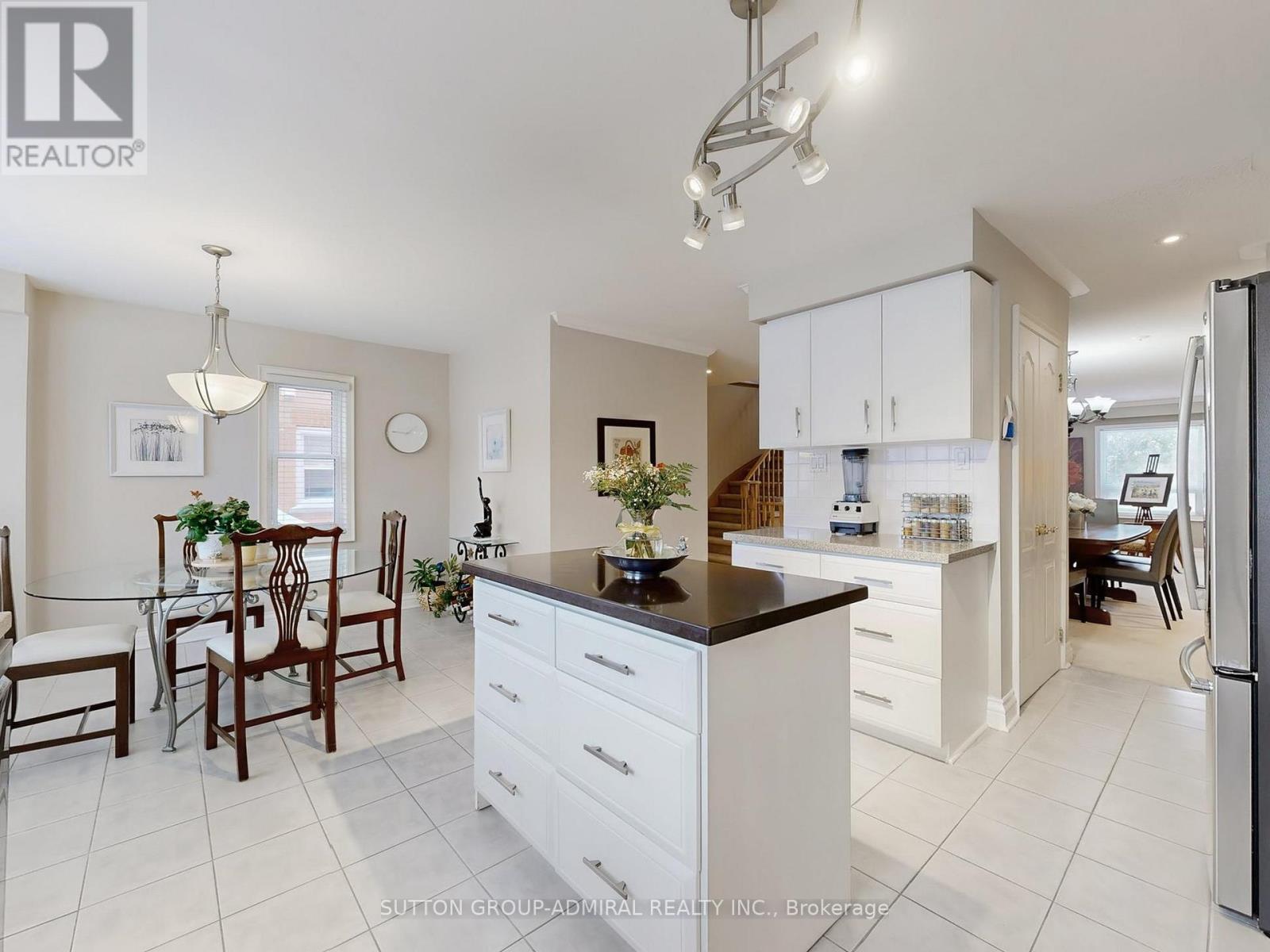 105 - 105 Leah Crescent, Vaughan, Ontario  L4J 8C4 - Photo 13 - N12779618