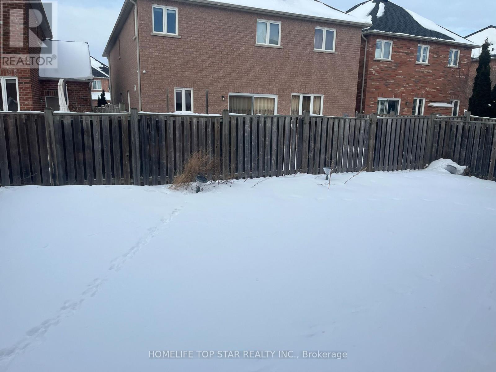 6 Maybole Road, Markham, Ontario  L6E 1Y7 - Photo 14 - N12779636