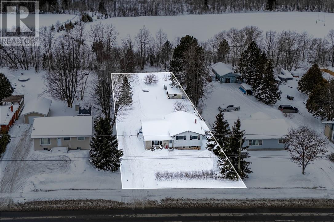 2515 Old Highway 69 N, Val Caron, Ontario  P3N 1K6 - Photo 11 - 2126412