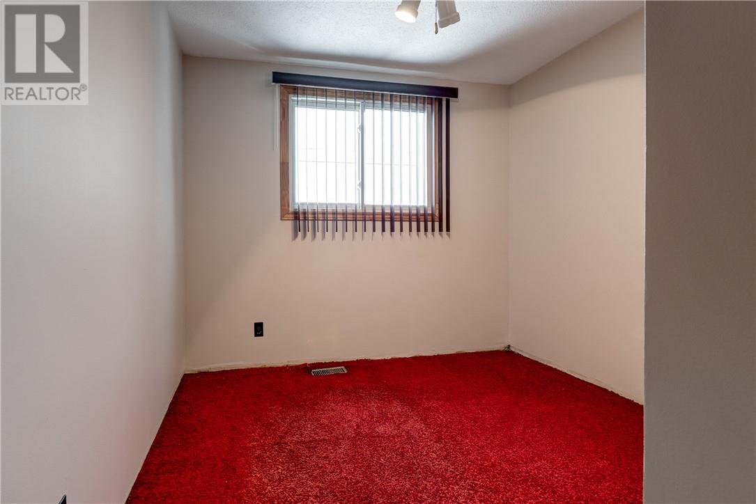 2515 Old Highway 69 N, Val Caron, Ontario  P3N 1K6 - Photo 26 - 2126412