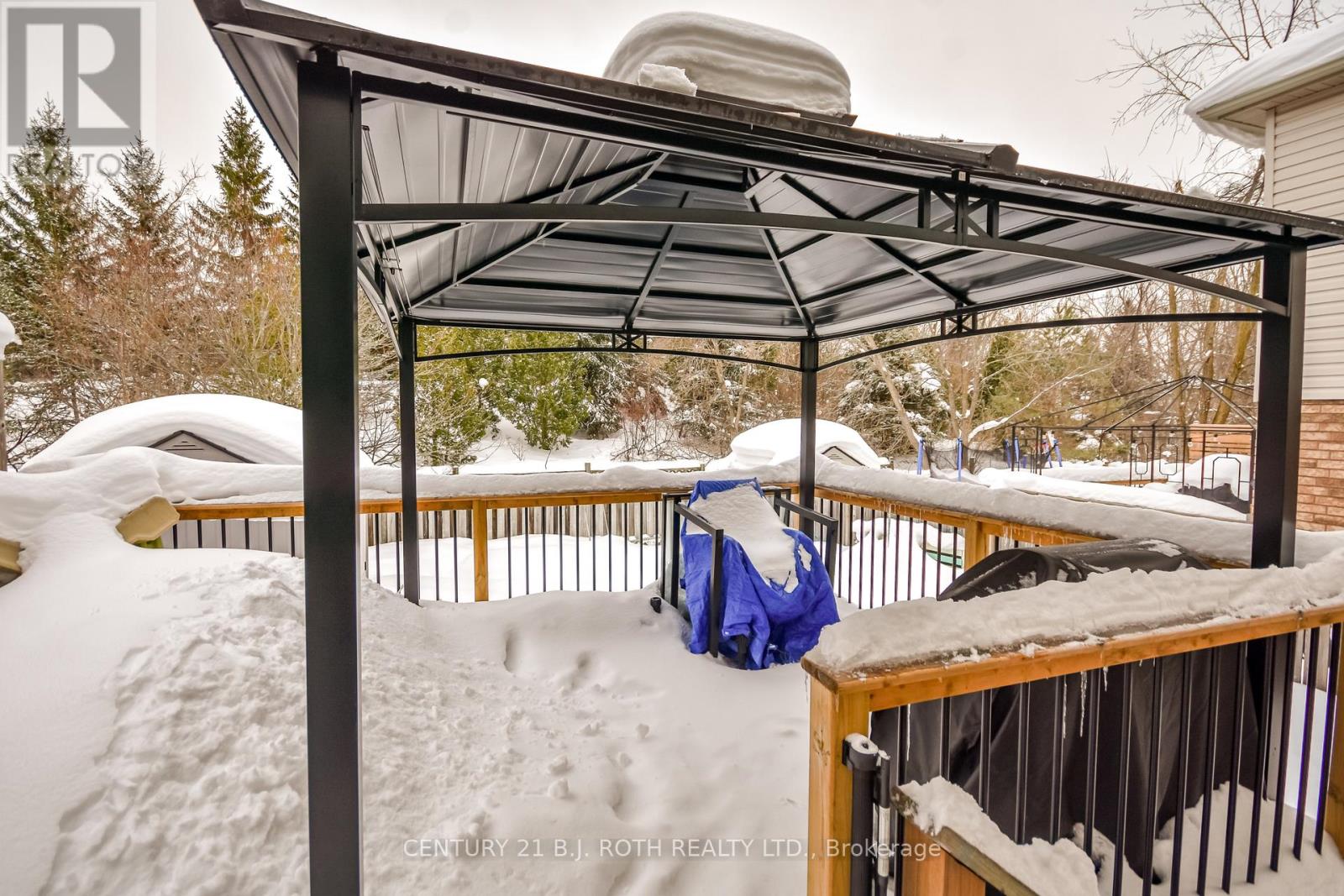 91 Cunningham Drive, Barrie, Ontario  L4N 8L5 - Photo 14 - S12779664