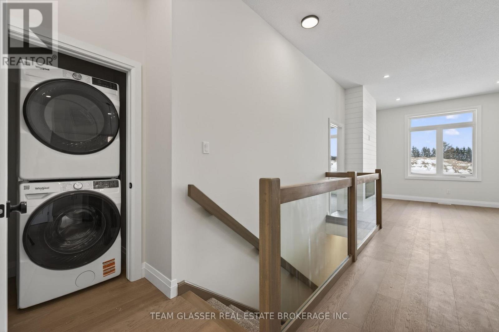 22 Dearing Drive, South Huron, Ontario  N0M 1T0 - Photo 14 - X12725926