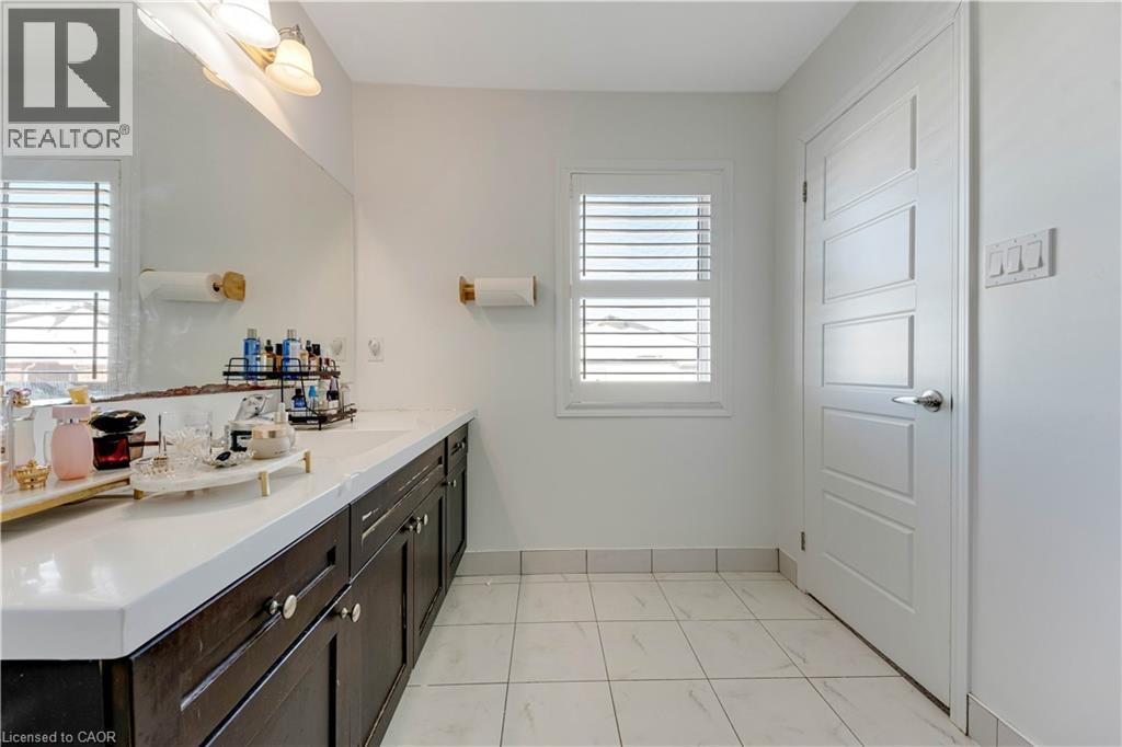 342 Seabrook Drive, Kitchener, Ontario  N2R 0L8 - Photo 25 - 40802089