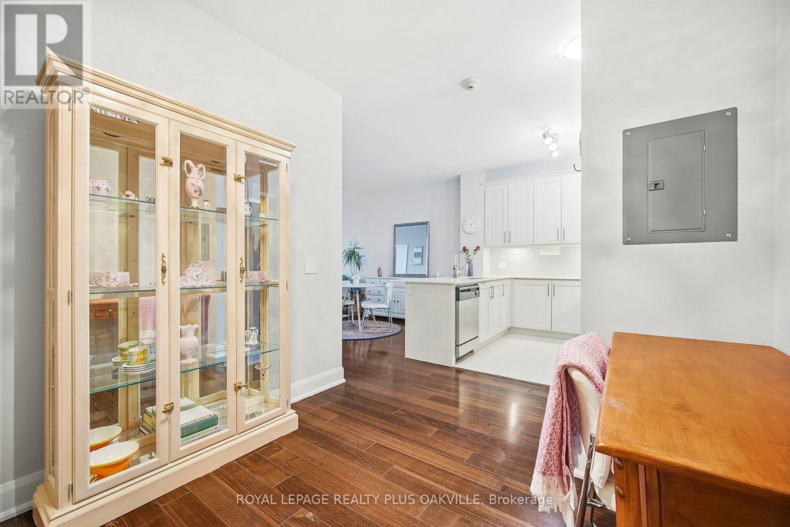 607 - 2470 Prince Michael Drive, Oakville, Ontario  L6H 0G9 - Photo 28 - W12779622