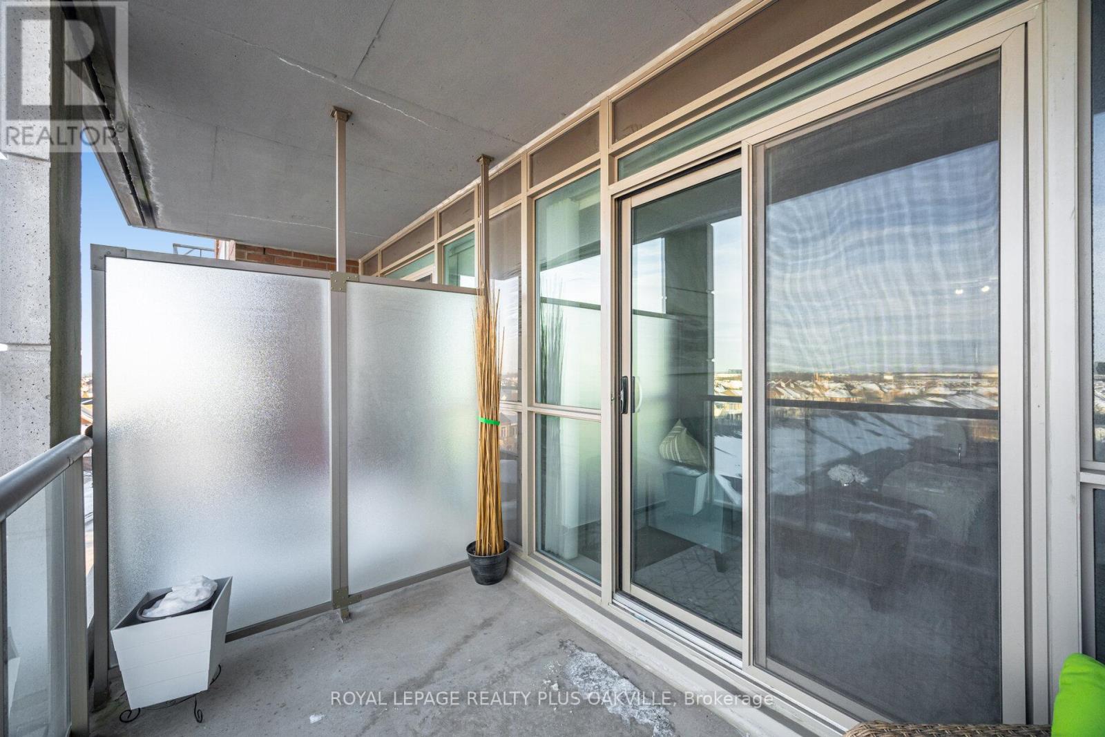 607 - 2470 Prince Michael Drive, Oakville, Ontario  L6H 0G9 - Photo 31 - W12779622