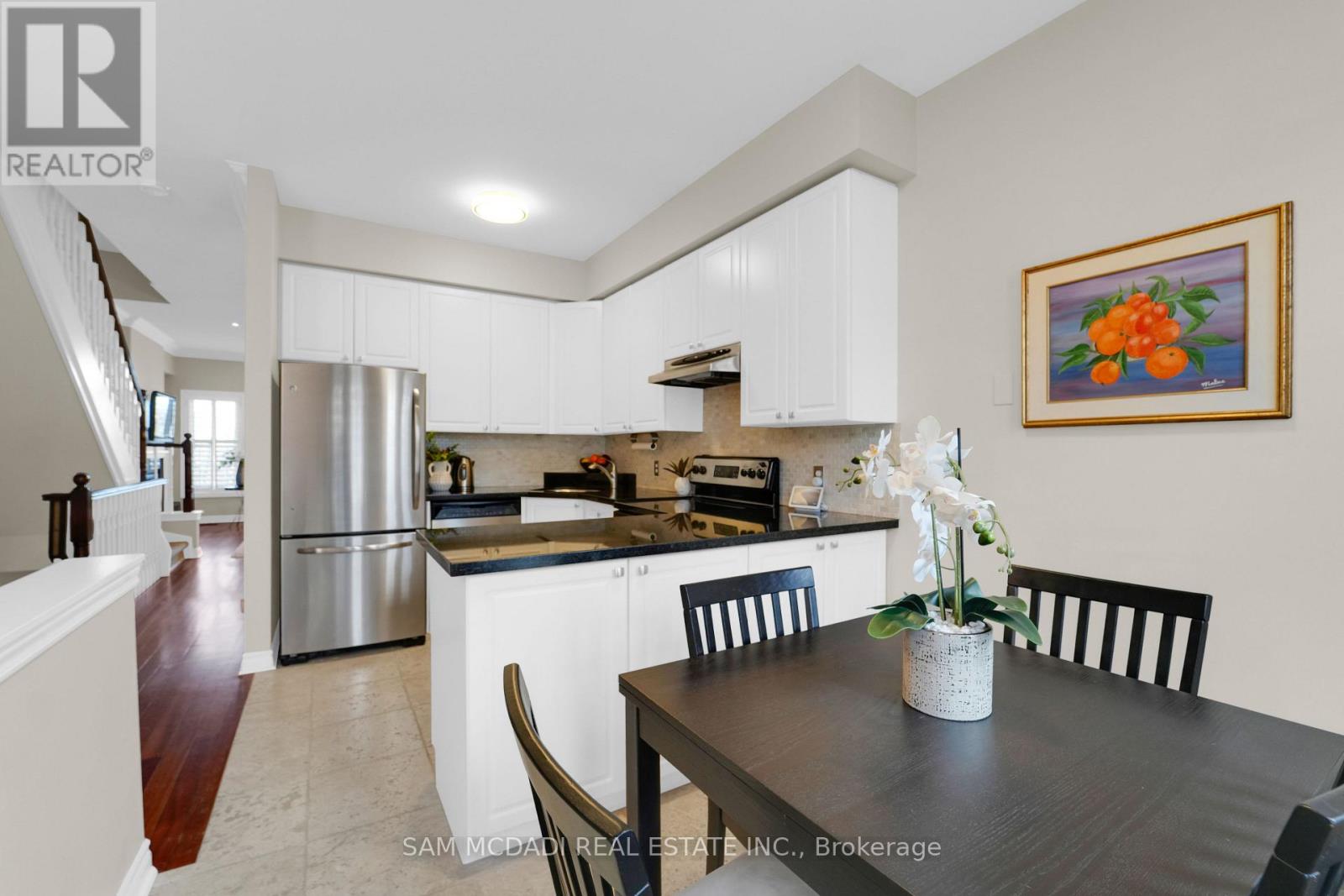 1 - 195 Grand Avenue, Toronto, Ontario  M8Y 3Y3 - Photo 10 - W12779672