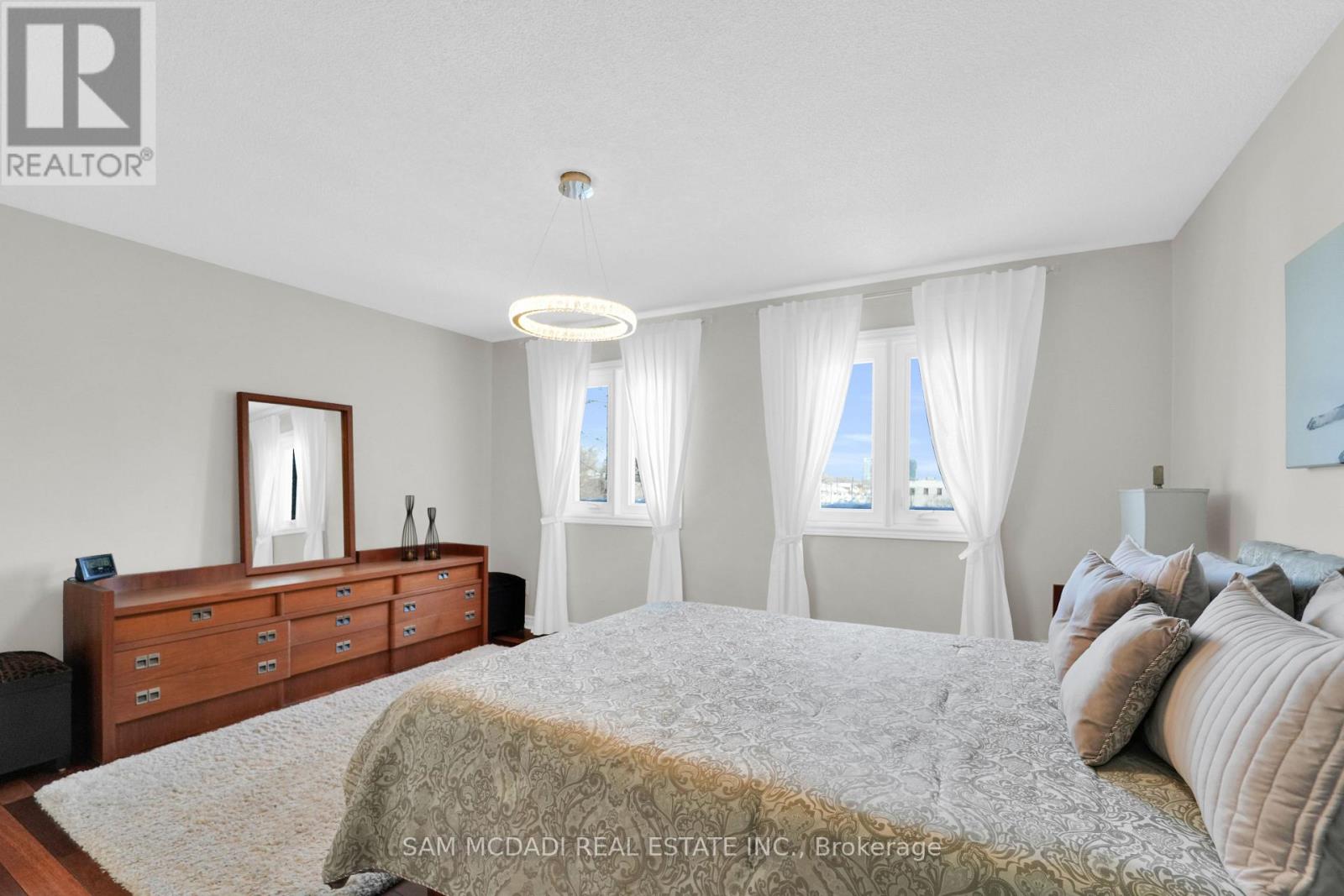 1 - 195 Grand Avenue, Toronto, Ontario  M8Y 3Y3 - Photo 23 - W12779672