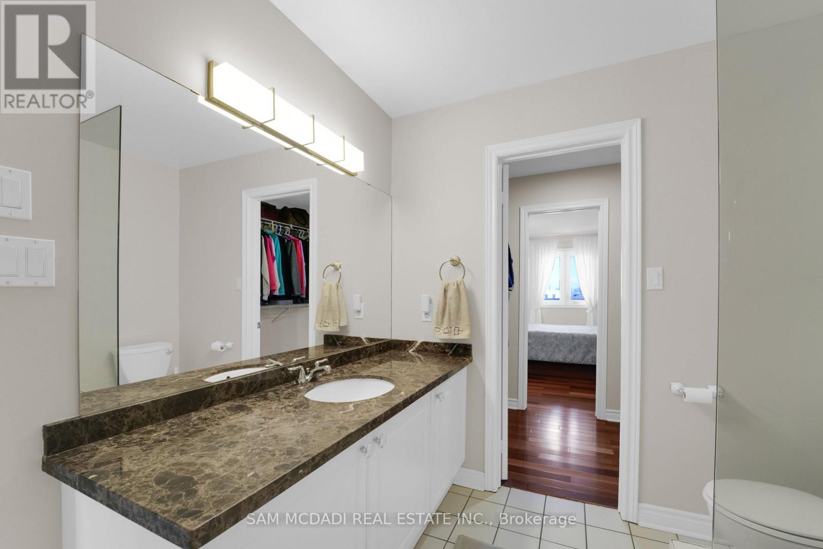 1 - 195 Grand Avenue, Toronto, Ontario  M8Y 3Y3 - Photo 27 - W12779672