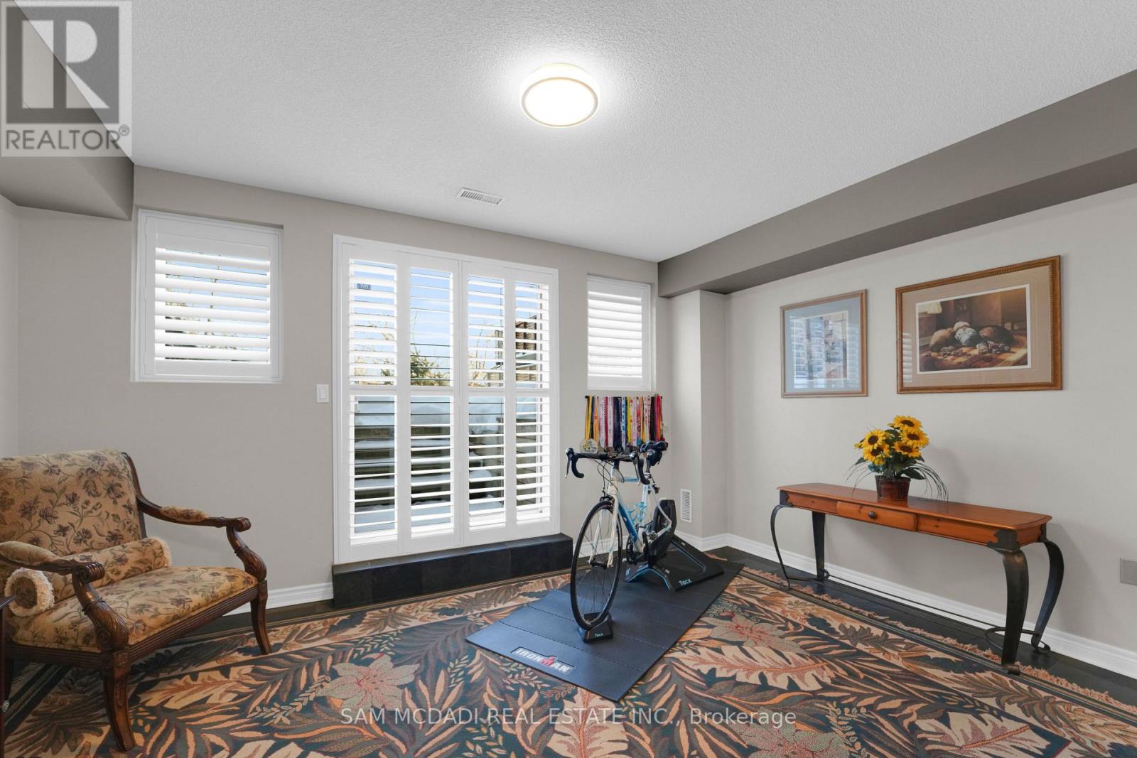 1 - 195 Grand Avenue, Toronto, Ontario  M8Y 3Y3 - Photo 37 - W12779672