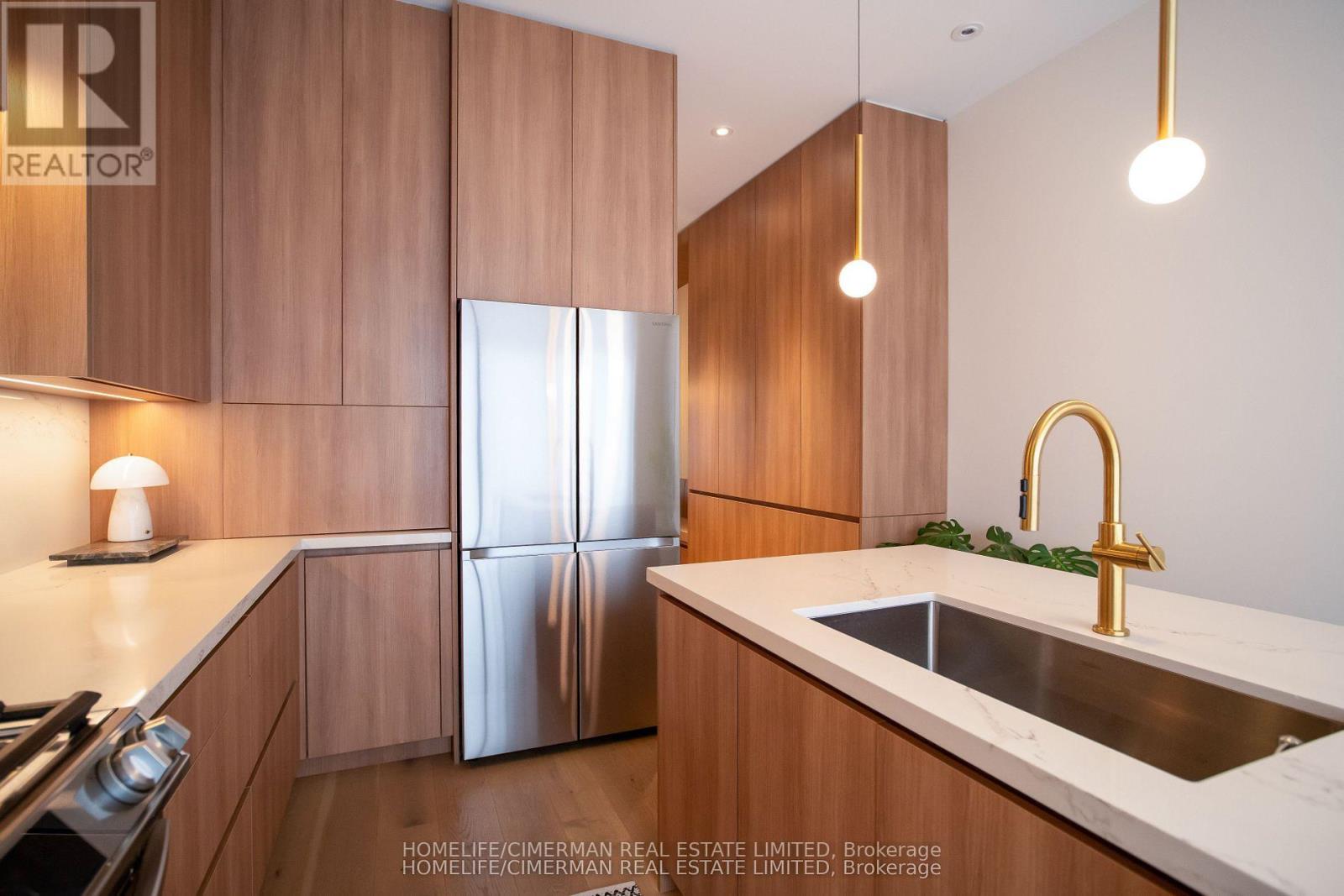 577 Concord Avenue, Toronto, Ontario  M6H 2R2 - Photo 12 - W12779684