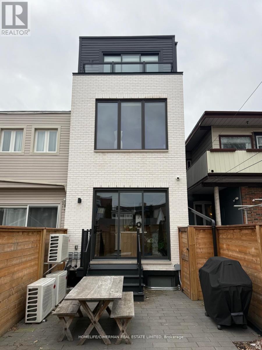 577 Concord Avenue, Toronto, Ontario  M6H 2R2 - Photo 31 - W12779684