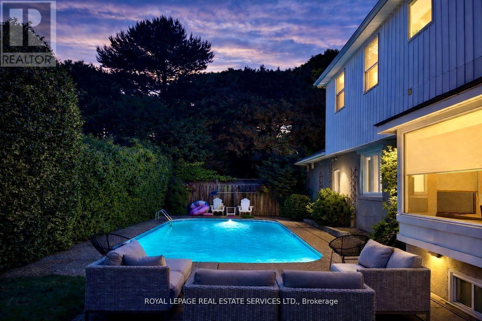 8 Birchcroft Road, Toronto, Ontario  M9A 2L2 - Photo 36 - W12779686