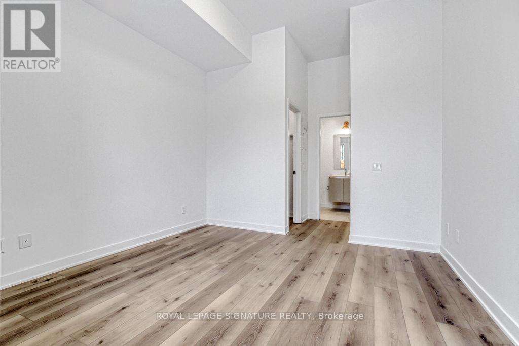 135 - 3025 Trailside Drive, Oakville, Ontario  L6M 4M2 - Photo 16 - W12779694